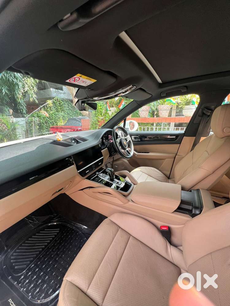 Porsche Cayenne Platinum Edition, 2022, Petrol