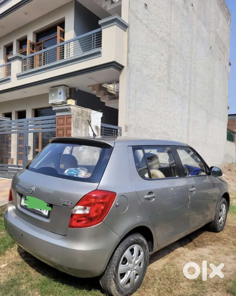 Skoda Fabia 1.2 Plus 2011 Manual