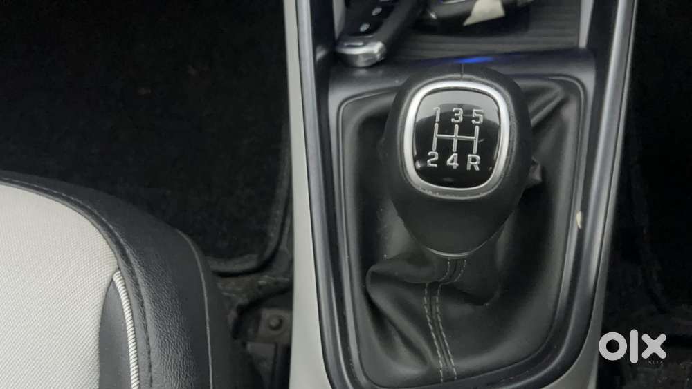 Hyundai I20 Asta (o) 1.2 Mt, 2024, Petrol