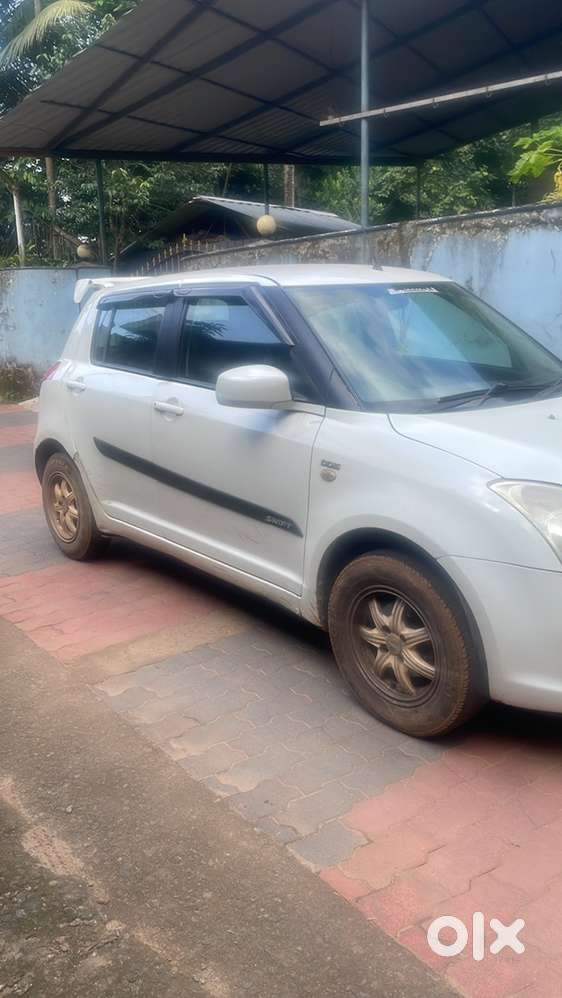 Maruti Suzuki Swift 2010 Diesel 140000 Km Driven