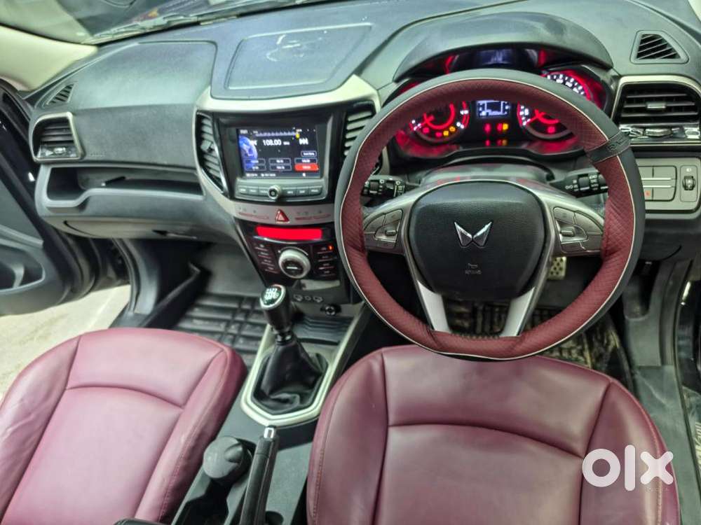 Mahindra Xuv300 Turbosport W8(o), 2023, Petrol