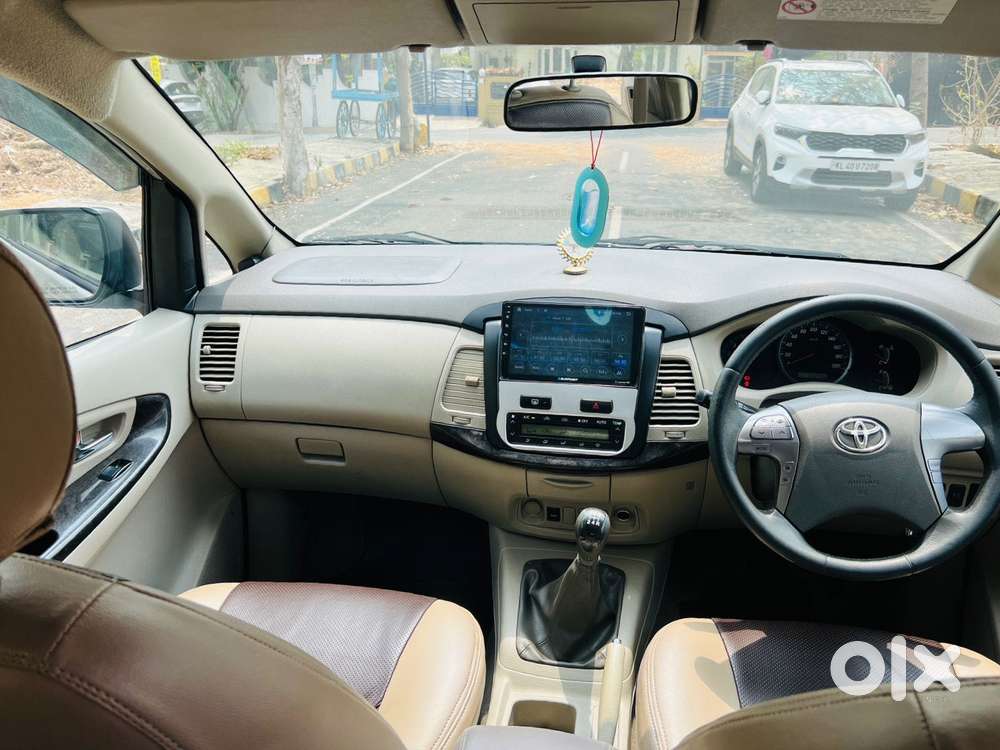 Toyota Innova 2.5 Zx Diesel 7 Seater, 2014, Diesel