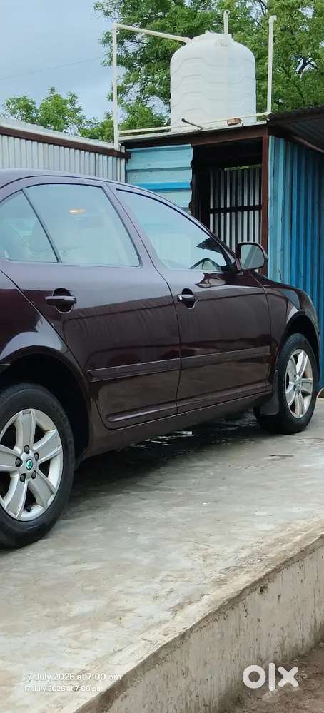 Skoda Laura Ambition 2013