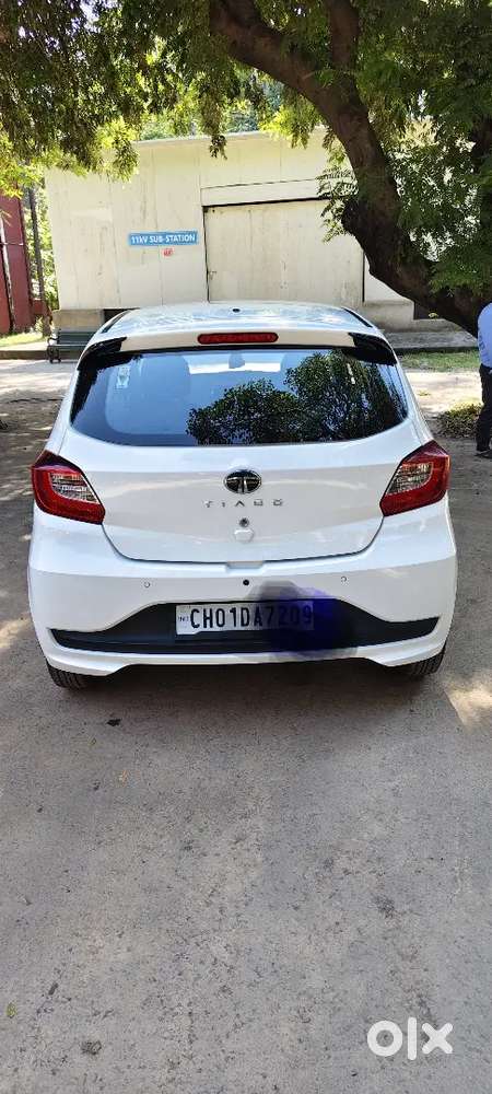 Tata Tiago Revotorq Xe 2025 Manual Petrol