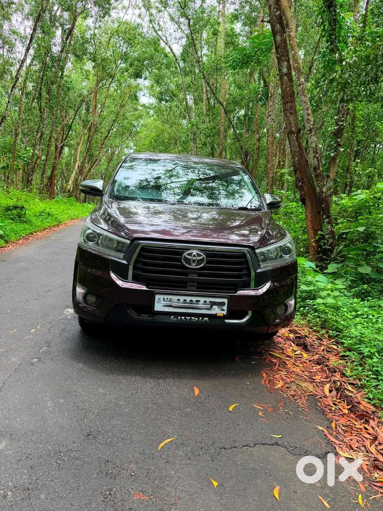 Toyota Innova Crysta 2019 Diesel 75000 Km Driven