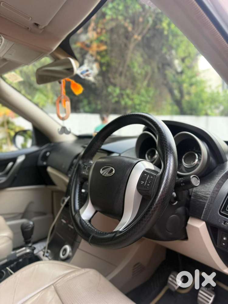 Mahindra Xuv500 2.2 W10, 2015, Diesel