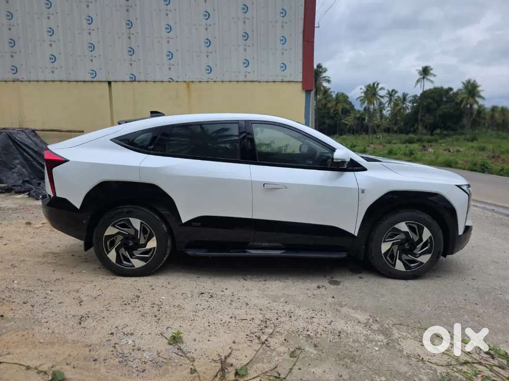 Mahindra Xev 9e Pack Three 2025
