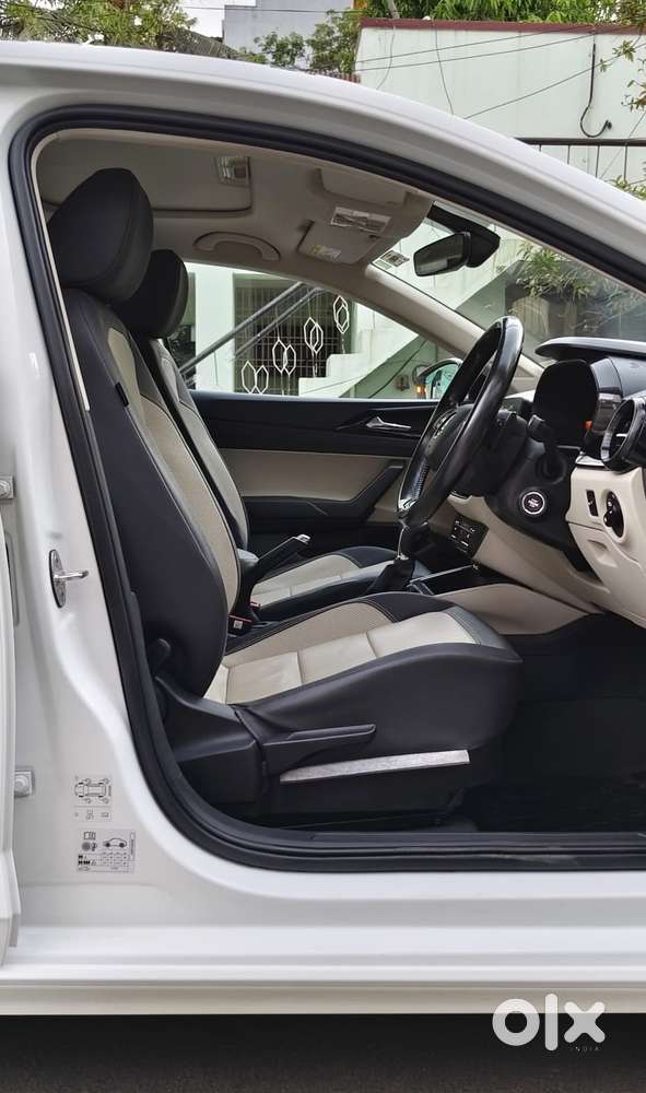 Skoda Slavia 1.5 Tsi Style At, 2023, Petrol