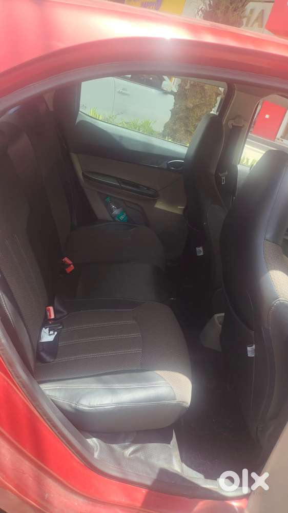 Tata Tiago 1.2 Revotron Xt (o), 2017, Petrol