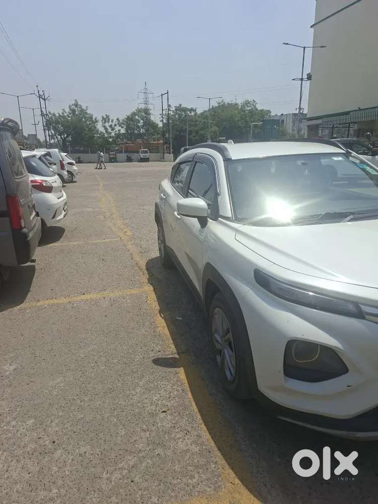 Maruti Suzuki Fronx 2024 Cng & Hybrids 27000 Km Driven
