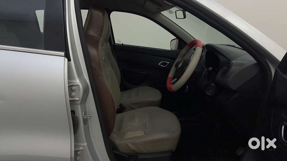 Renault Kwid 2019-ongoing 1.0 Rxt Amt (o), 2018, Petrol