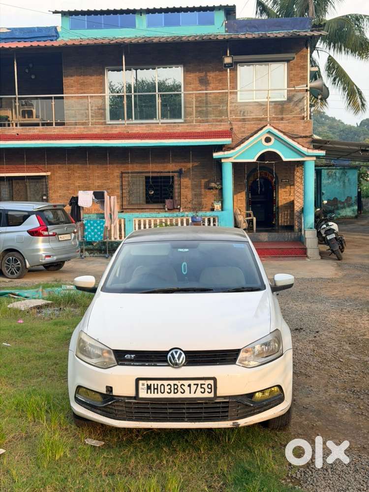 Volkswagen Polo Petrol + Cng  2014