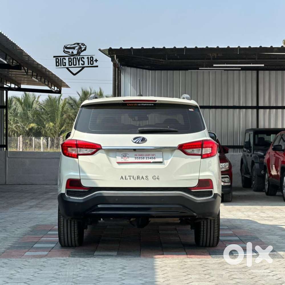 Mahindra Alturas G4