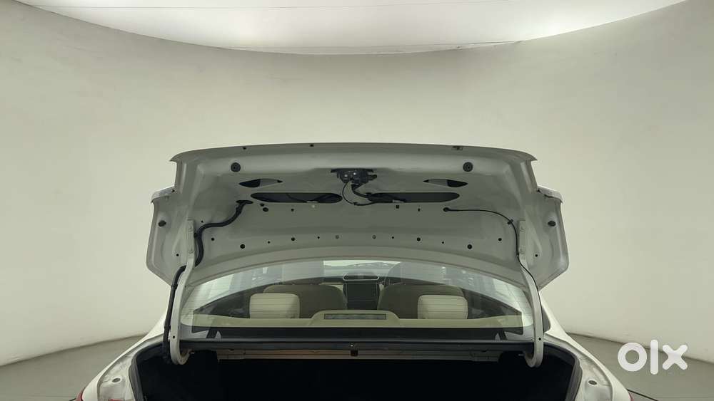 Maruti Suzuki Dzire 1.2 Zxi Plus Amt, 2018, Petrol