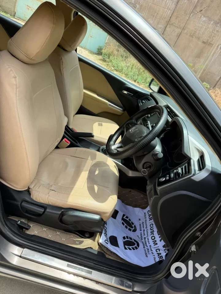 Honda City 1.5 V 4th Gen I-vtec Mt, 2016, Petrol