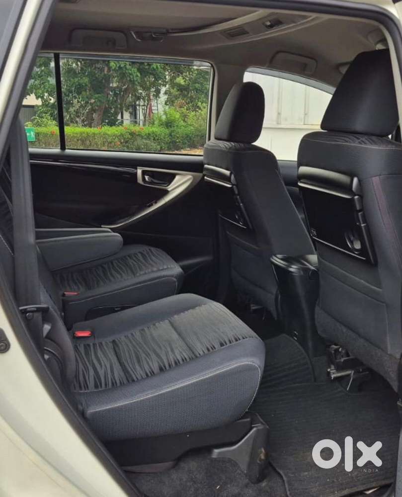 Toyota Innova Crysta 2018