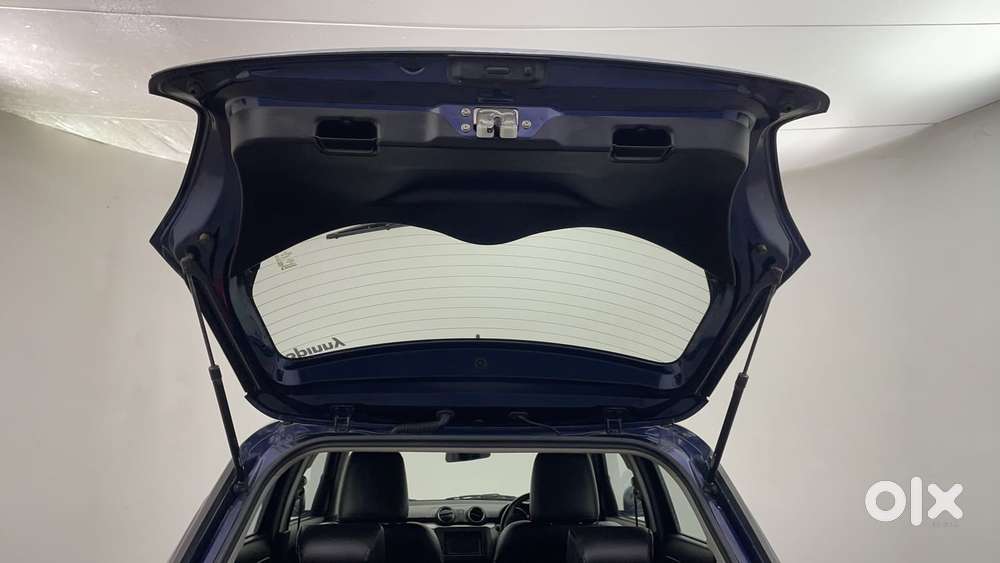 Maruti Suzuki Swift 1.3 Zxi, 2021, Petrol