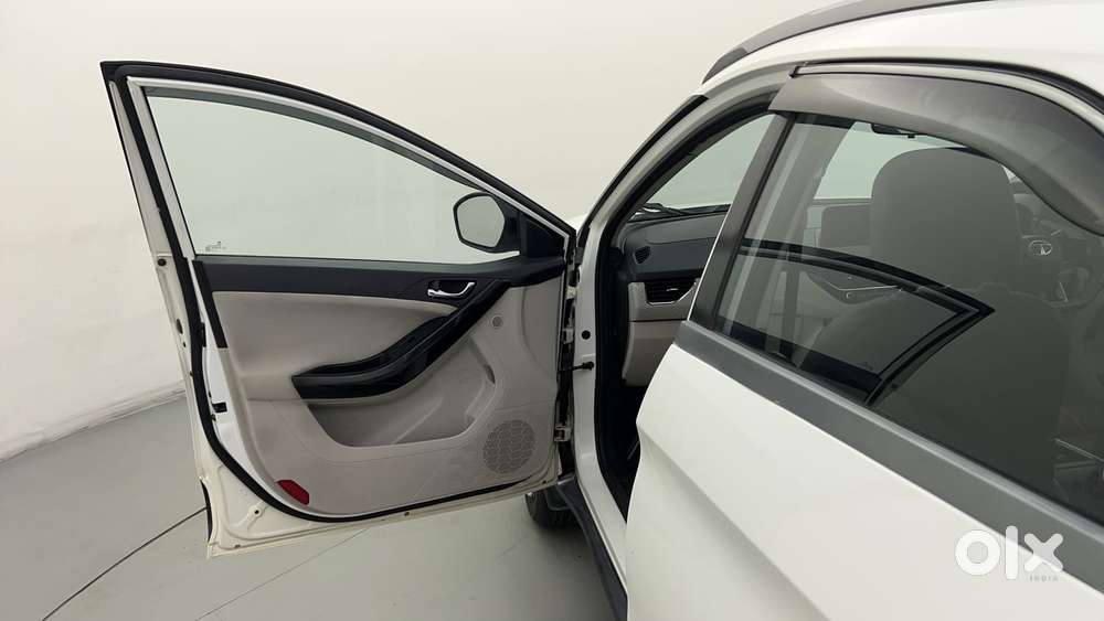 Tata Nexon 1.5 Revotorq Xz, 2020, Diesel