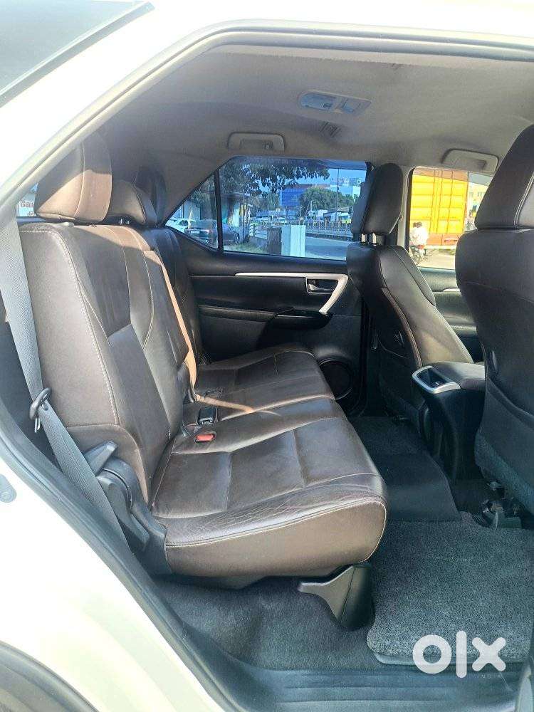 Toyota Fortuner 3.0 4x2 Automatic, 2016, Diesel