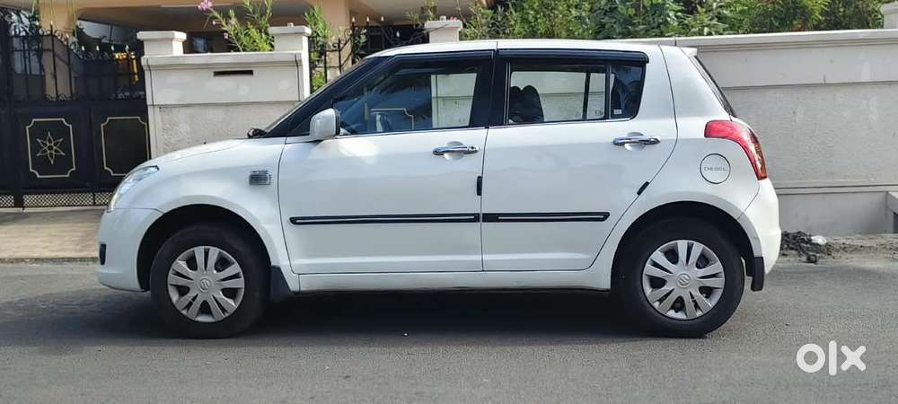 Maruti Suzuki Swift Vdi Bsiv W Abs, 2011, Diesel