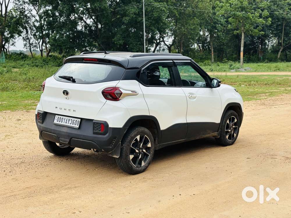 Tata Punch Creative Flagship Dual Tone Mt, 2024, Petrol