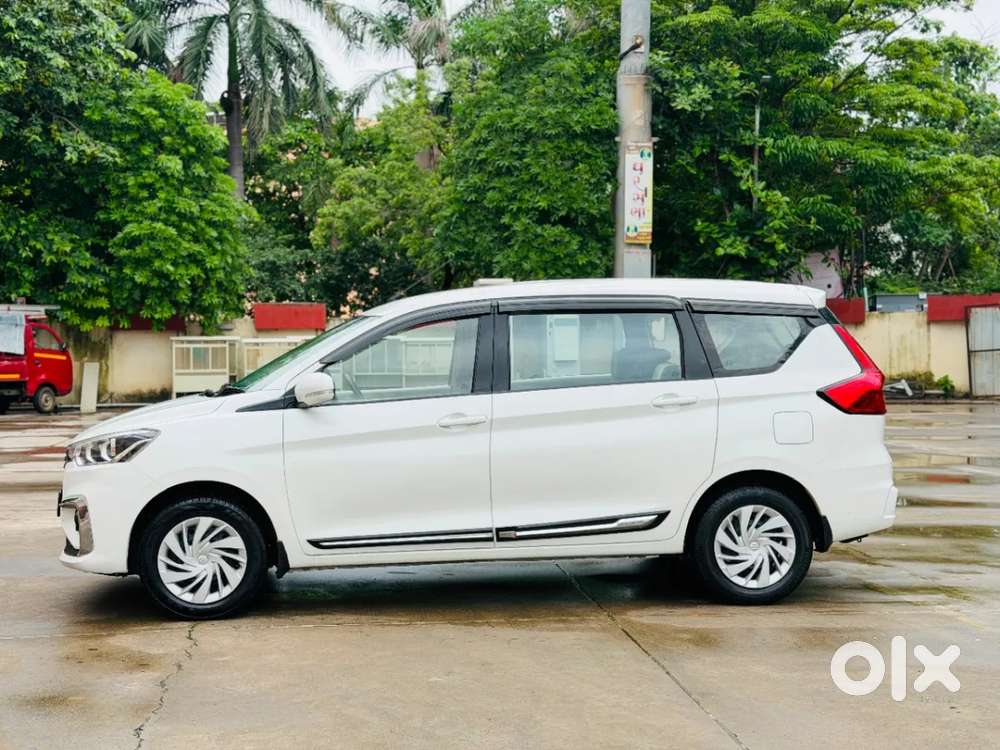 Maruti Suzuki Ertiga 1.5 Vxi, 2022, Petrol