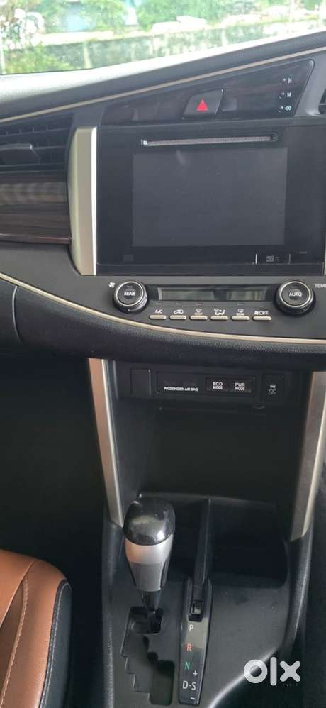 Toyota Innova Crysta 2.8z Automatic, 2018, Diesel