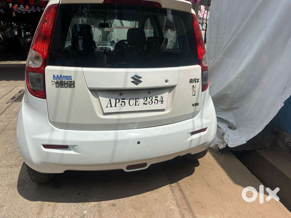 Mahindra Tuv 300 T10, 2016, Diesel