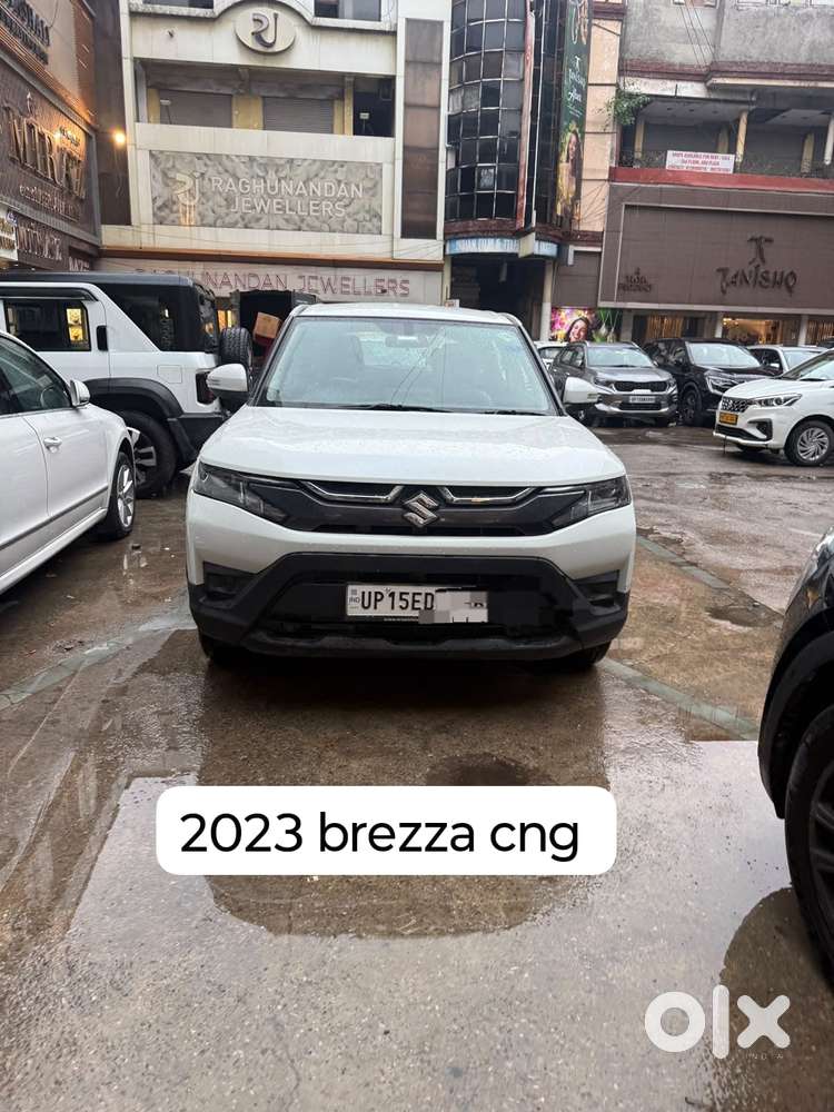 Maruti Suzuki Brezza 1.5 Vxi Cng, 2023, Cng & Hybrids