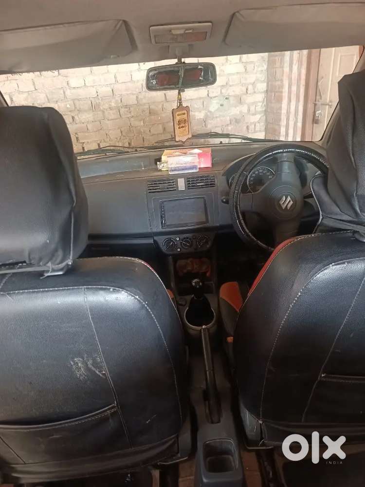 Gadi May Koi Kam Nai Hai Sirf Ac Ka Gas Dalwana  Hai Aur Koi Kam Nai H