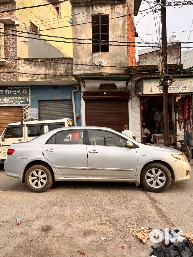 Toyota Corolla Altis 2011 Manual Petrol