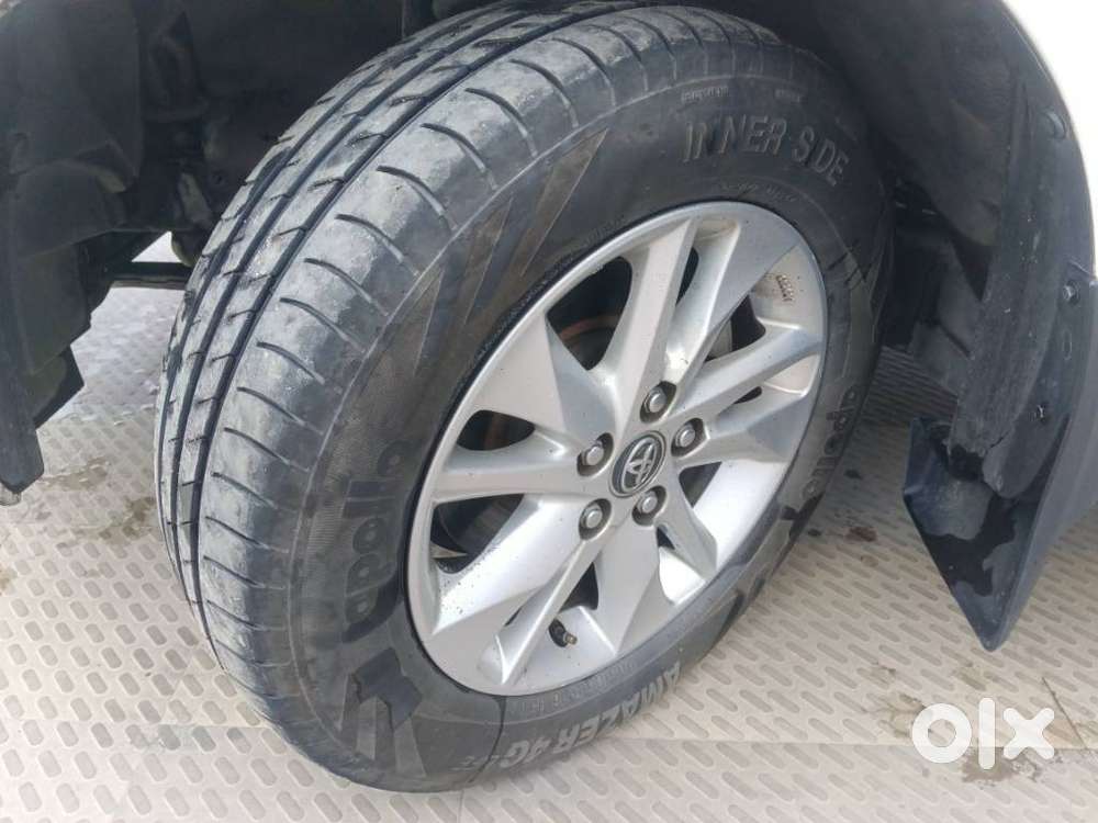 Toyota Innova Crysta 2.4 G Mt, 2017, Diesel