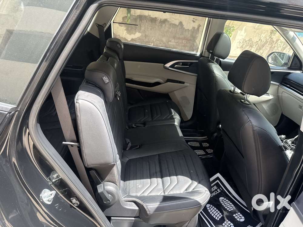 Kia Carens G1.5 6mt Gravity, 2024, Petrol