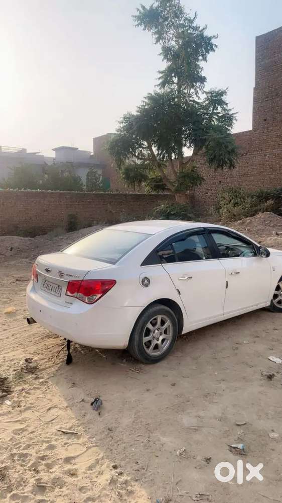 Cruze 2013 Model