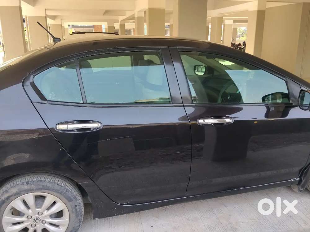Fully Luxury Car