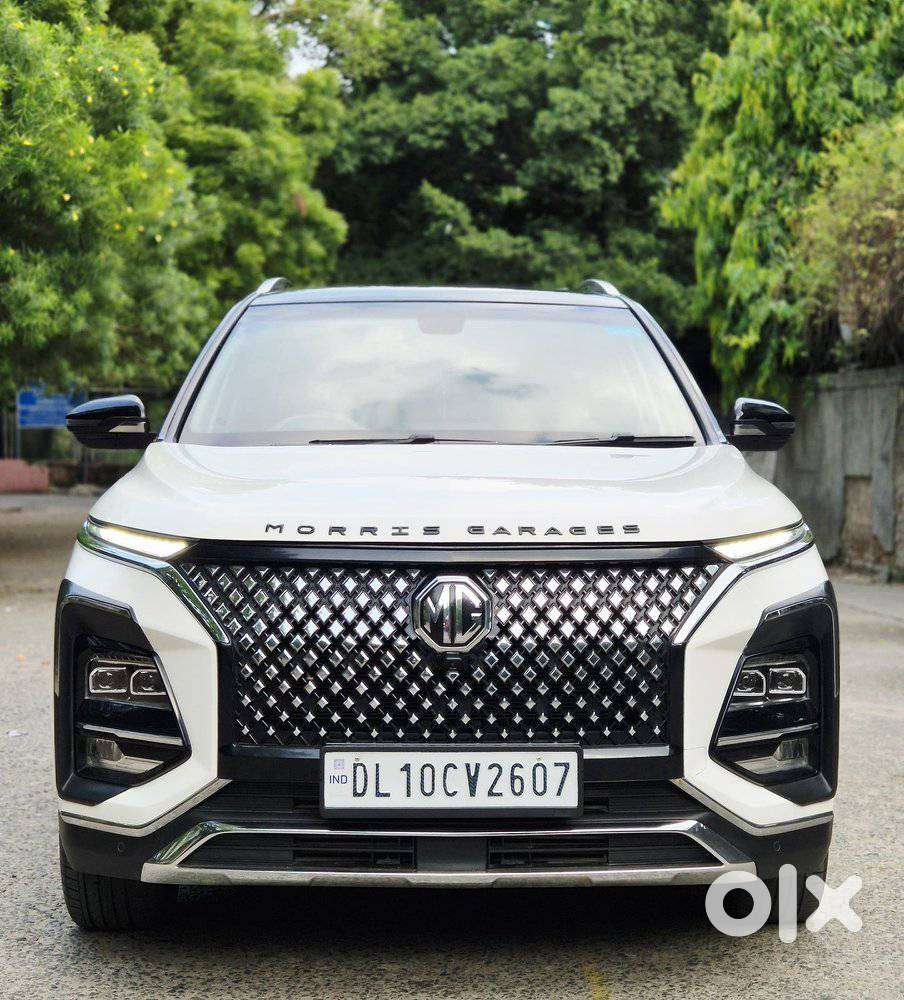 Mg Hector Plus Sharp Pro 1.5 Turbo Petrol Cvt 6 Str, 2023, Petrol