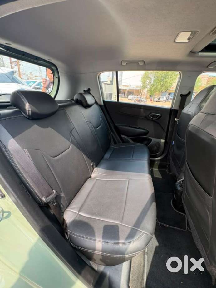 Hyundai Exter Sx (o) Connect 1.2 Amt Dual Tone, 2023, Petrol