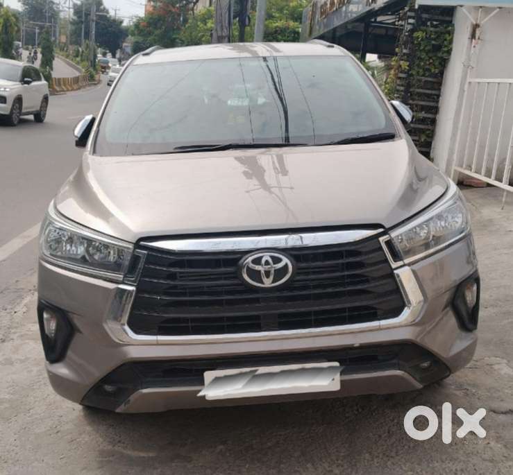 Toyota Innova Crysta