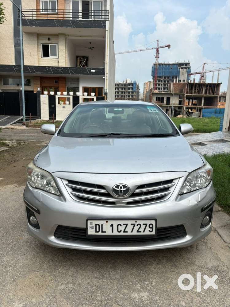 Toyota Corolla Altis 2013 Petrol Manual