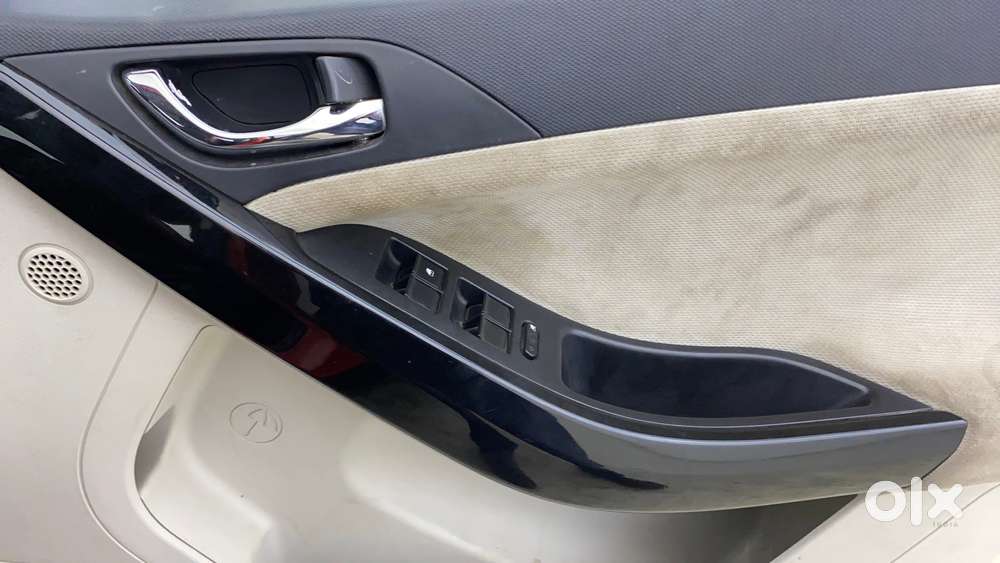 Tata Nexon 1.2 Revotron Xz Plus Premium, 2021, Petrol