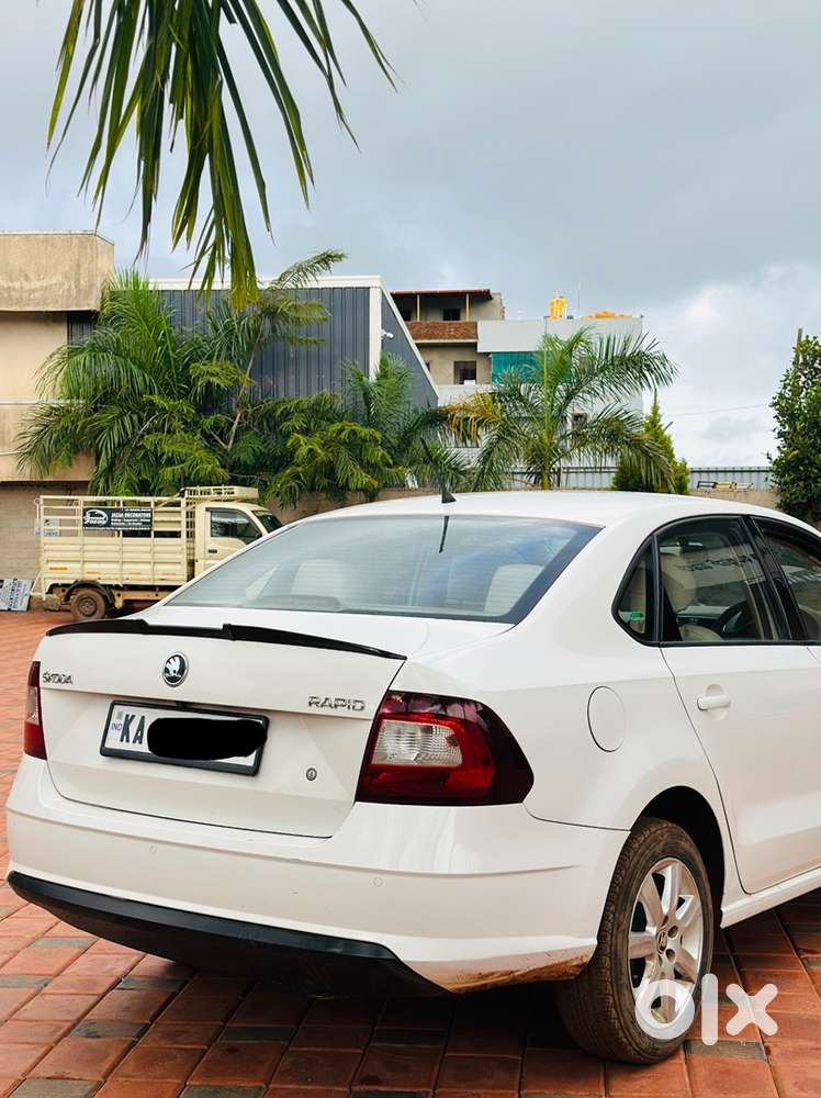 Skoda Rapid Diesel Manual 2013
