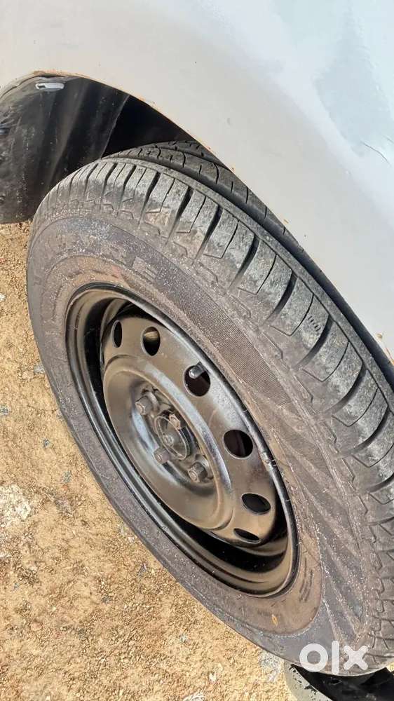 Maruti Suzuki Swift 2006 Petrol 15000 Km Driven