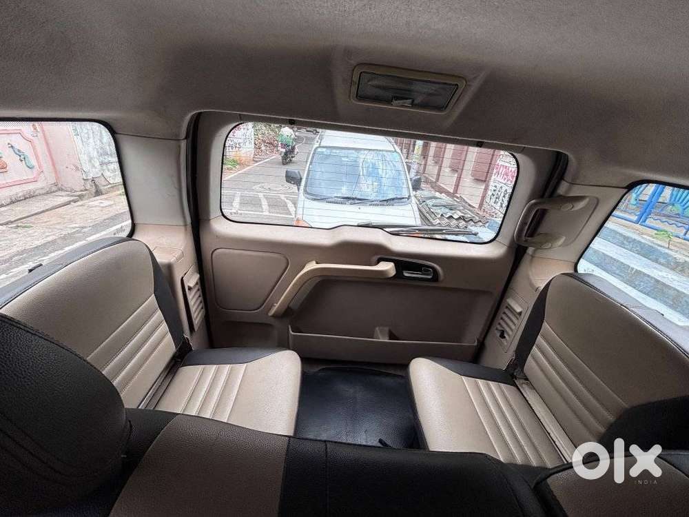 Tata Safari Storme, 2014
