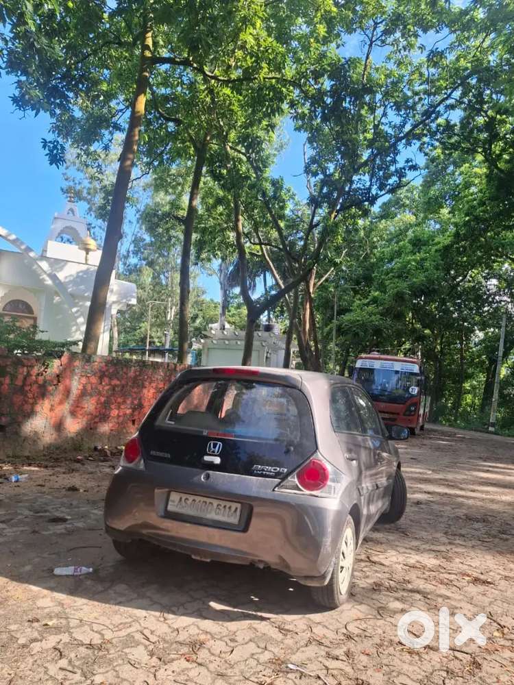 Honda Brio 2013 Petrol Well Maintained