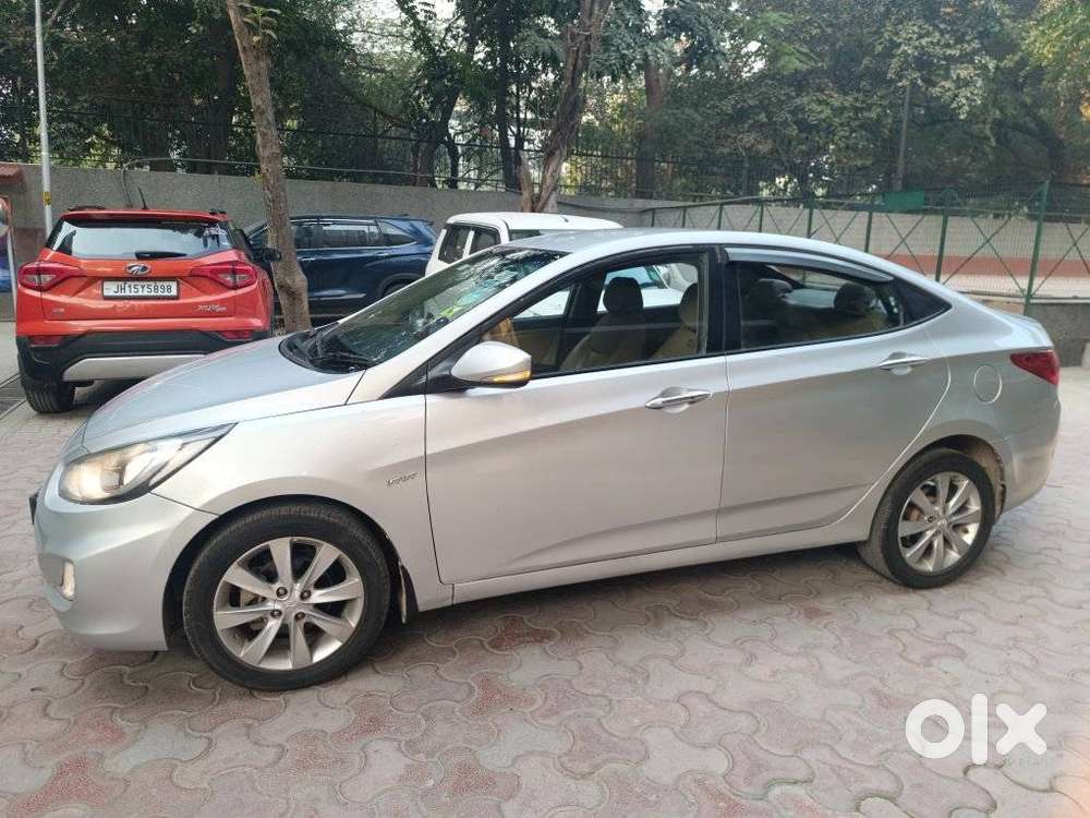Hyundai Verna 1.6 Sx (o) Vtvt At, 2013, Petrol