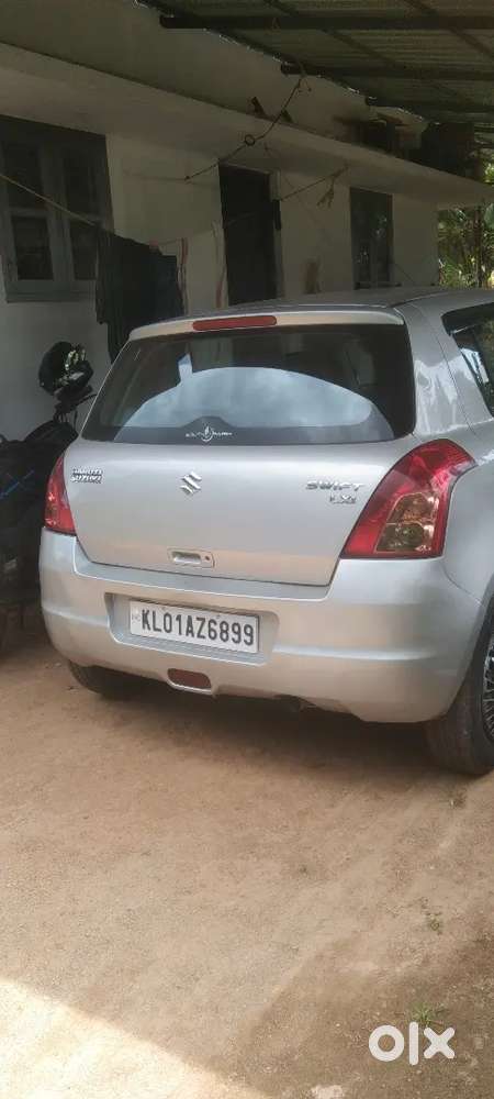 Swift Maruti Lxi 2010
