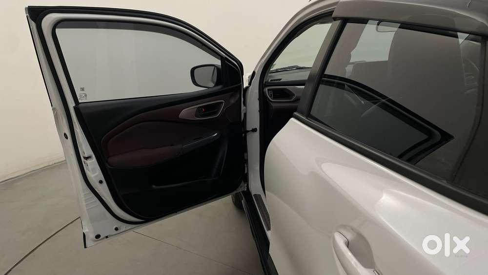 Maruti Suzuki Fronx Delta Plus 1.2l Mt, 2025, Petrol