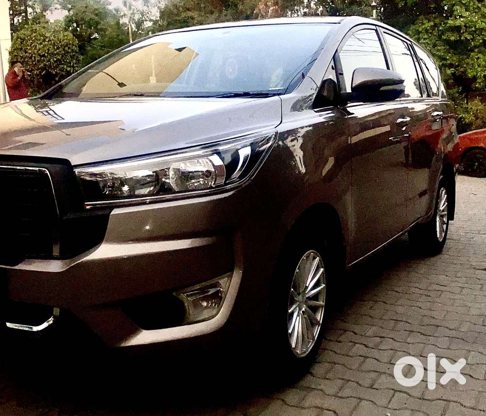 Toyota Innova Crysta 2.4 G Plus Mt, 2017, Diesel