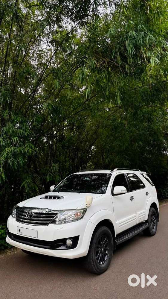 Toyota Fortuner 4x2 At, 2015, Diesel