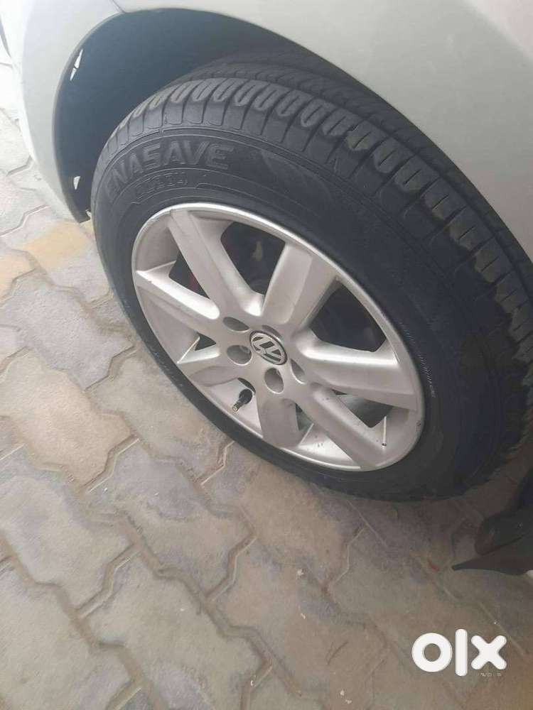 Volkswagen Vento(2013/2014)